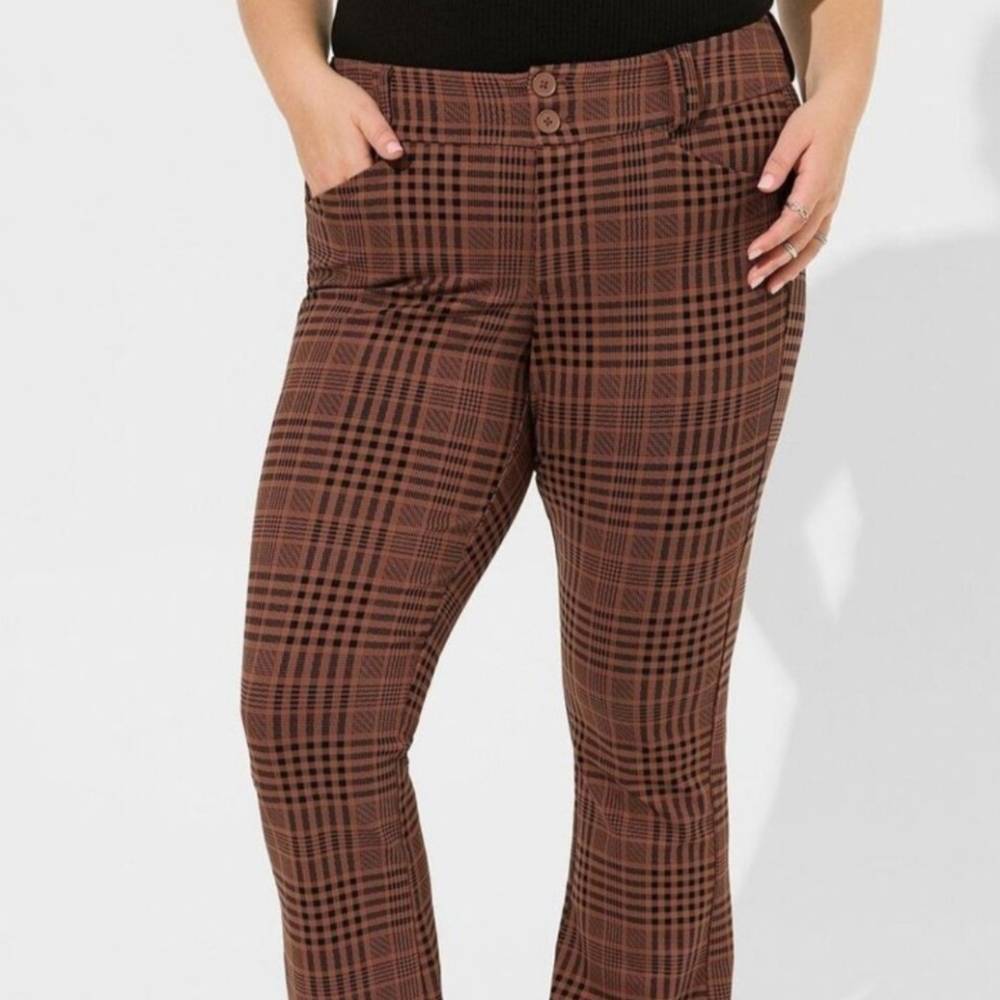 Torrid studio pants size 14
